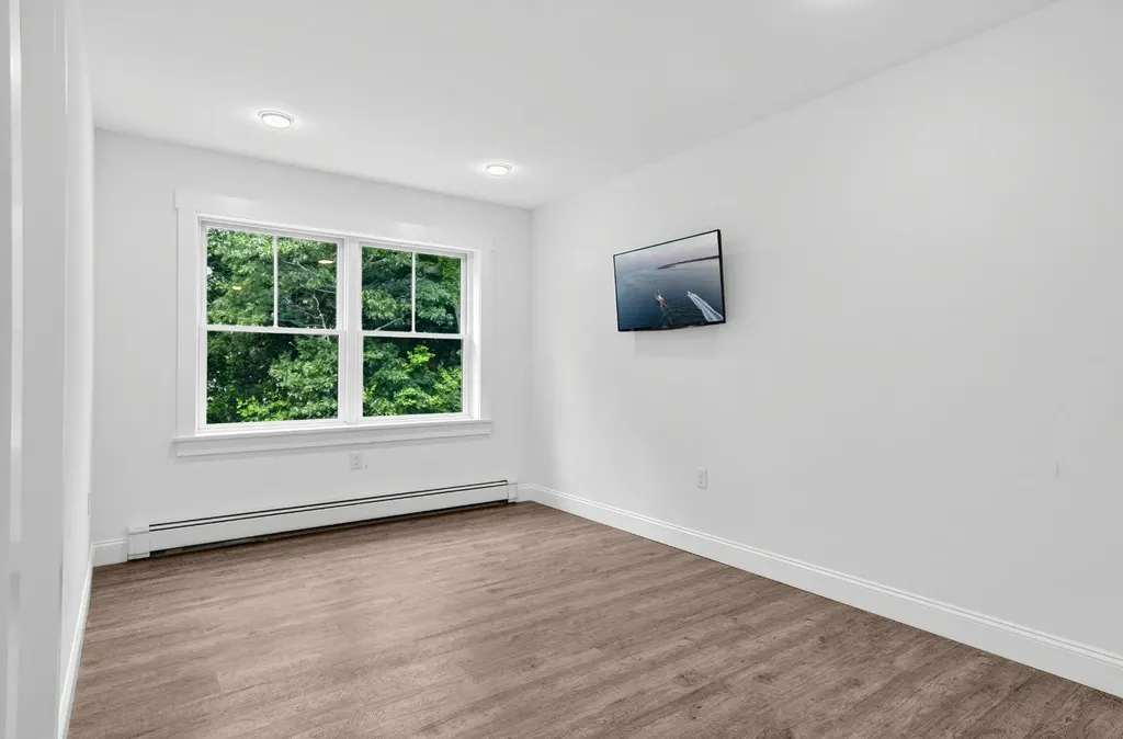 39 Ferro Way Vineyard Haven MA 02568