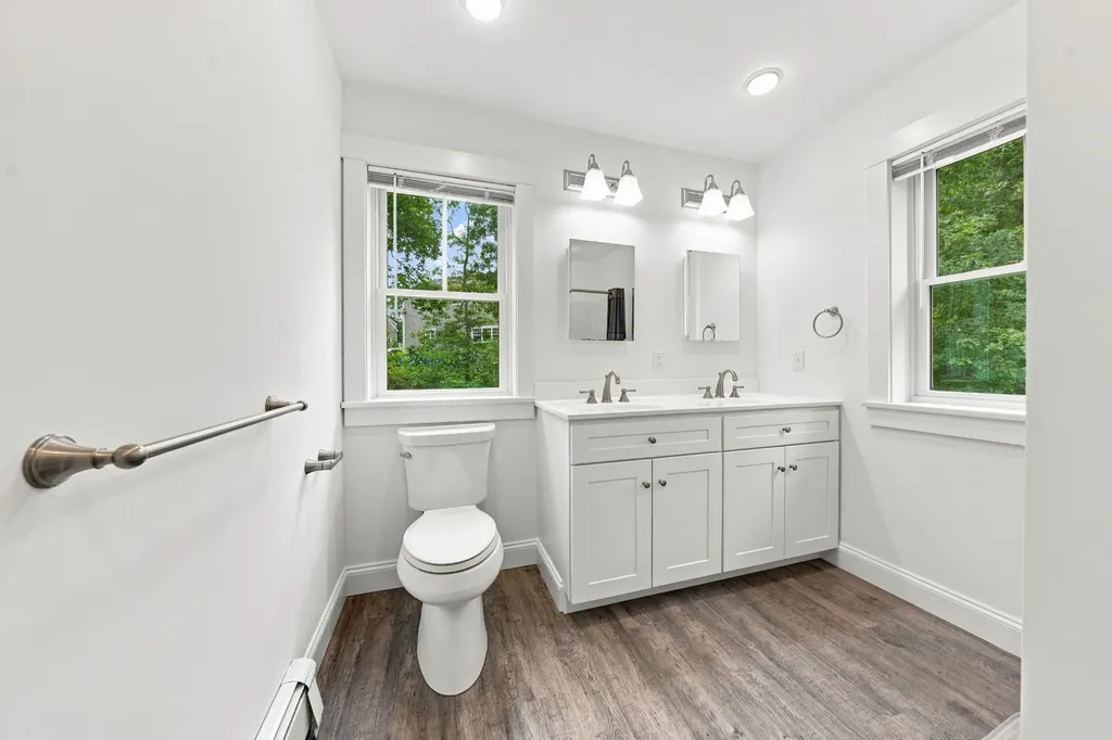 39 Ferro Way Vineyard Haven MA 02568