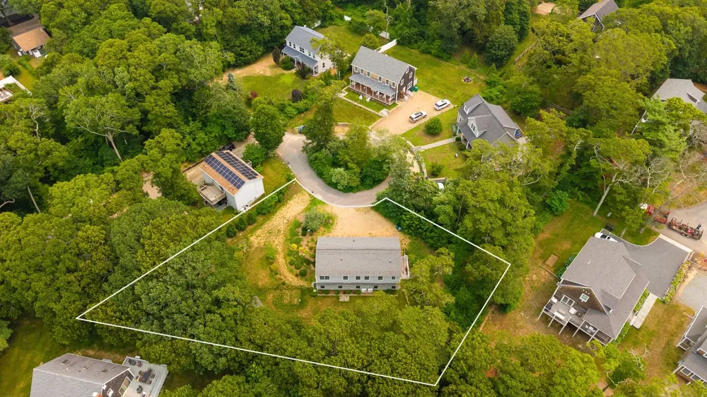 39 Ferro Way Vineyard Haven MA 02568