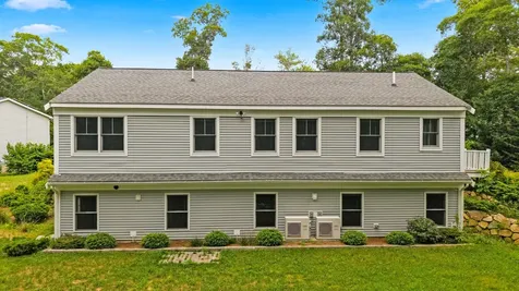 39 Ferro Way Vineyard Haven MA 02568