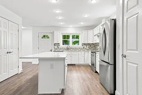 39 Ferro Way Vineyard Haven MA 02568
