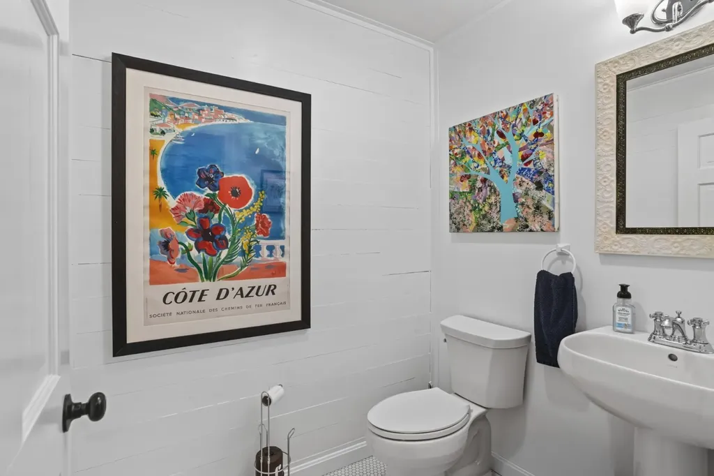33 Tia Anna Lane Oak Bluffs MA 02557