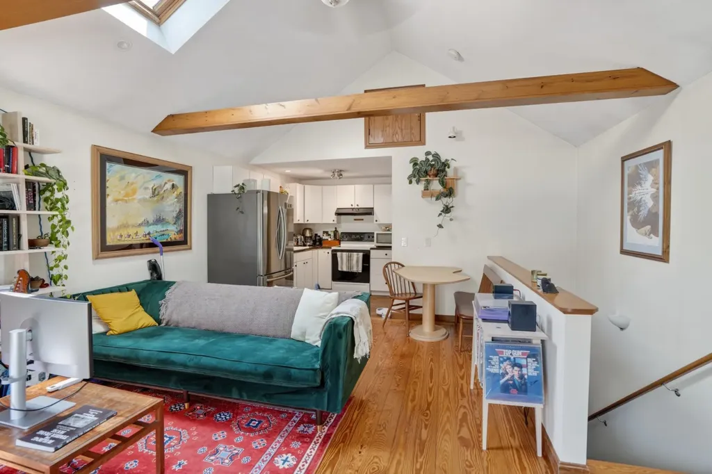 33 Tia Anna Lane Oak Bluffs MA 02557
