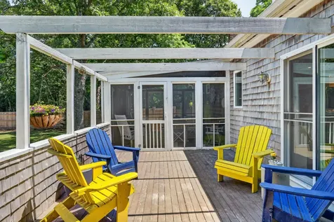 33 Tia Anna Lane Oak Bluffs MA 02557