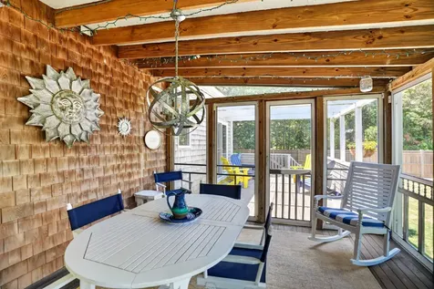 33 Tia Anna Lane Oak Bluffs MA 02557
