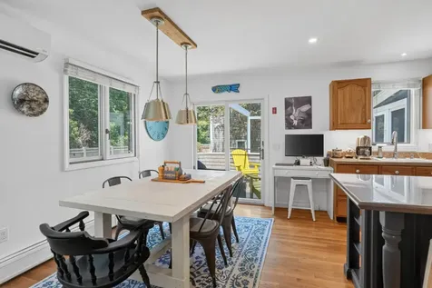 33 Tia Anna Lane Oak Bluffs MA 02557