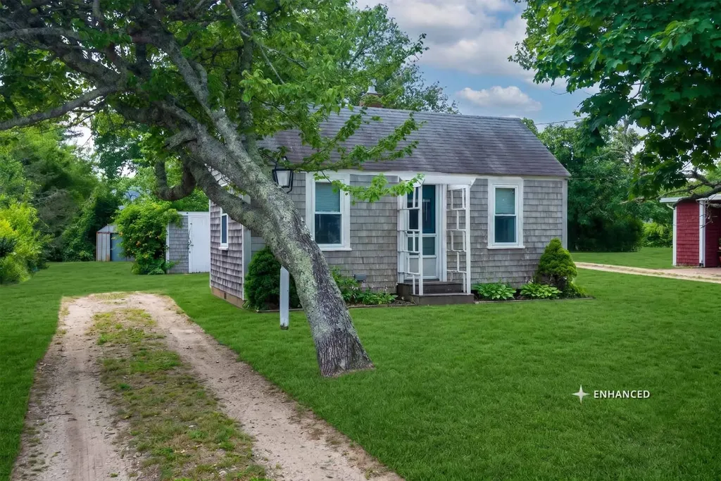 34 Curtis Lane Edgartown MA 02539