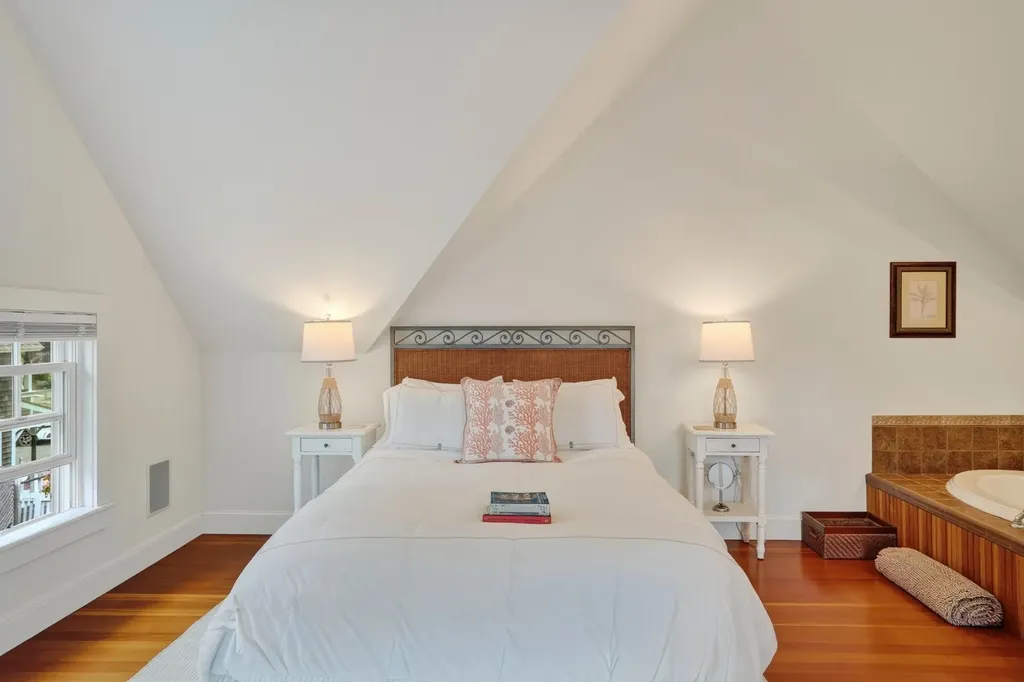 59 Tuckernuck Avenue Oak Bluffs MA 02557