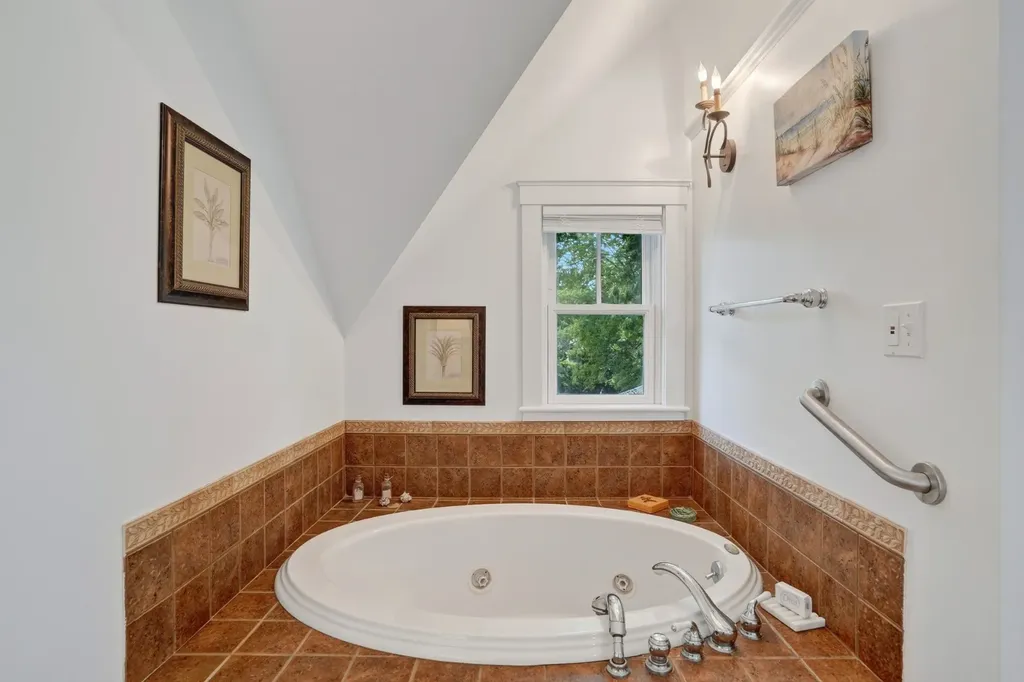 59 Tuckernuck Avenue Oak Bluffs MA 02557