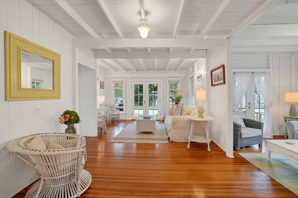 59 Tuckernuck Avenue Oak Bluffs MA 02557