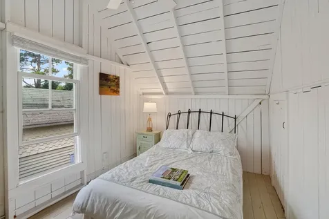 59 Tuckernuck Avenue Oak Bluffs MA 02557