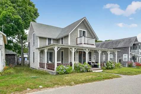 59 Tuckernuck Avenue Oak Bluffs MA 02557
