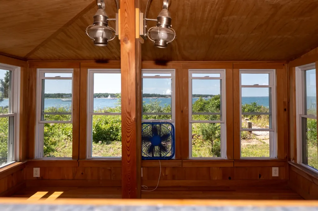 13 Beach Road Oak Bluffs MA 02557