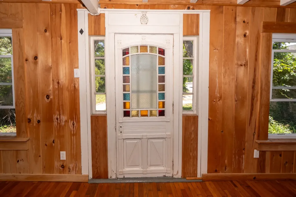 13 Beach Road Oak Bluffs MA 02557
