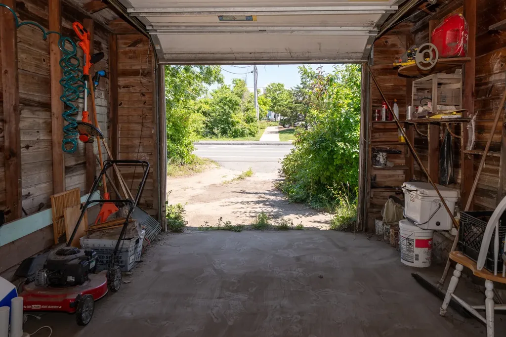 13 Beach Road Oak Bluffs MA 02557