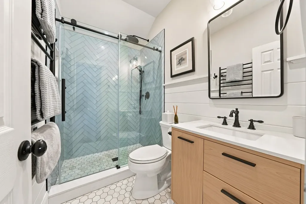 9 Chickawaukee Street Oak Bluffs MA 02557