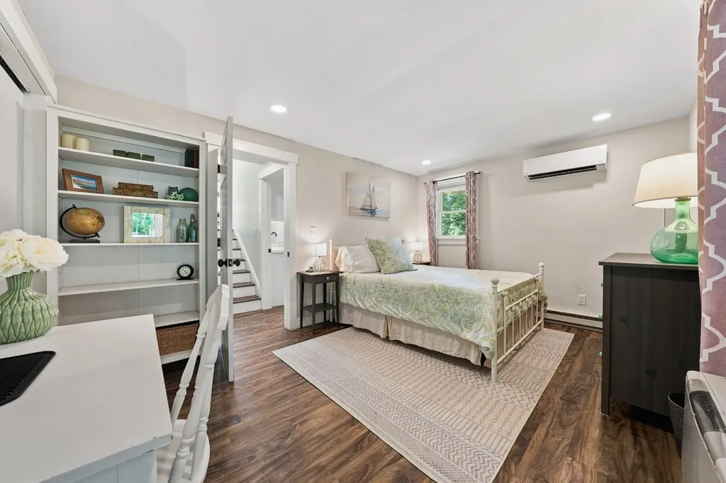 9 Chickawaukee Street Oak Bluffs MA 02557