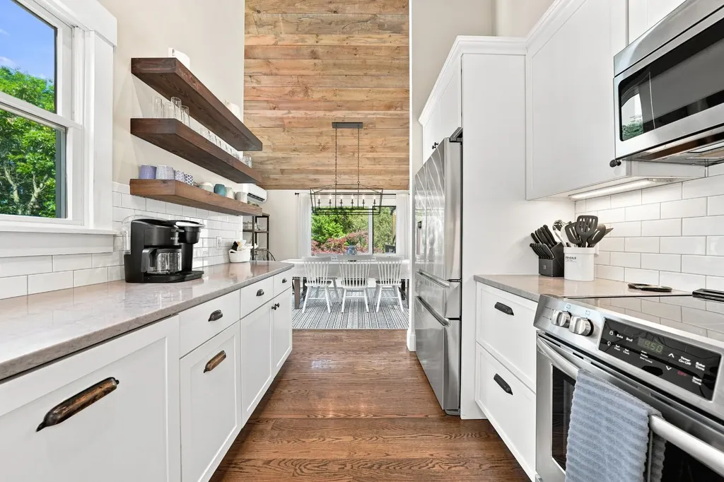 9 Chickawaukee Street Oak Bluffs MA 02557