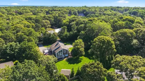 9 Chickawaukee Street Oak Bluffs MA 02557