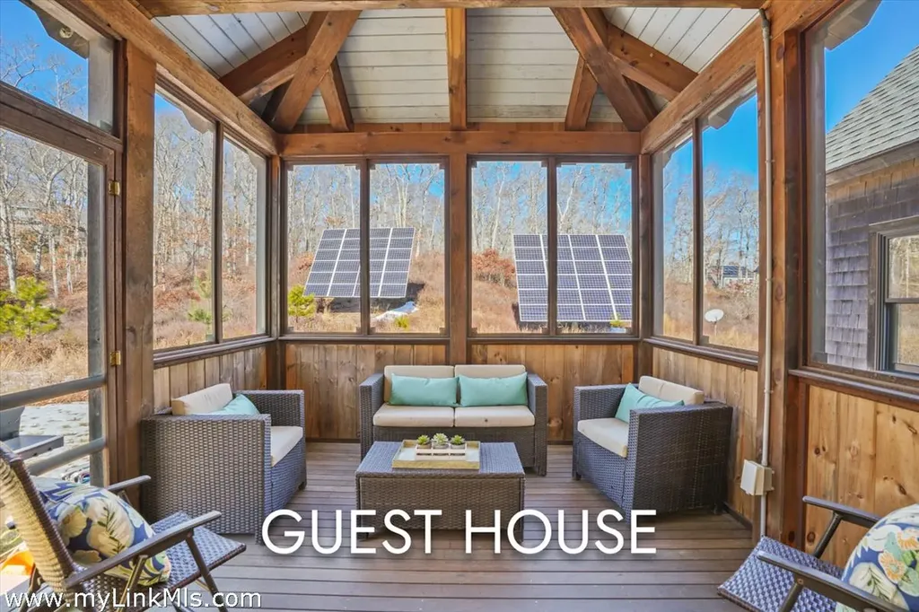 16 Red Coat Hill Road West Tisbury MA 02568