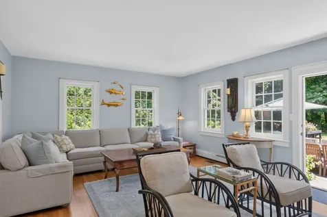 205 Meetinghouse Way Edgartown MA 02539