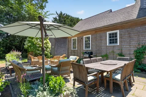 205 Meetinghouse Way Edgartown MA 02539
