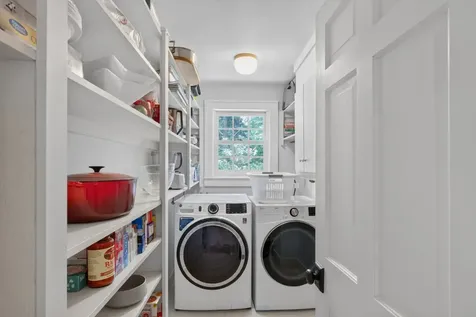 205 Meetinghouse Way Edgartown MA 02539