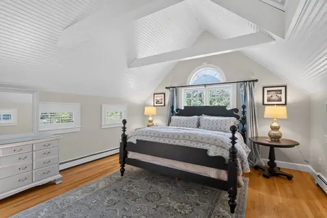 205 Meetinghouse Way Edgartown MA 02539