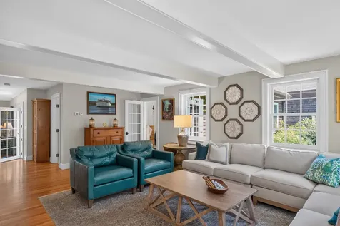 205 Meetinghouse Way Edgartown MA 02539