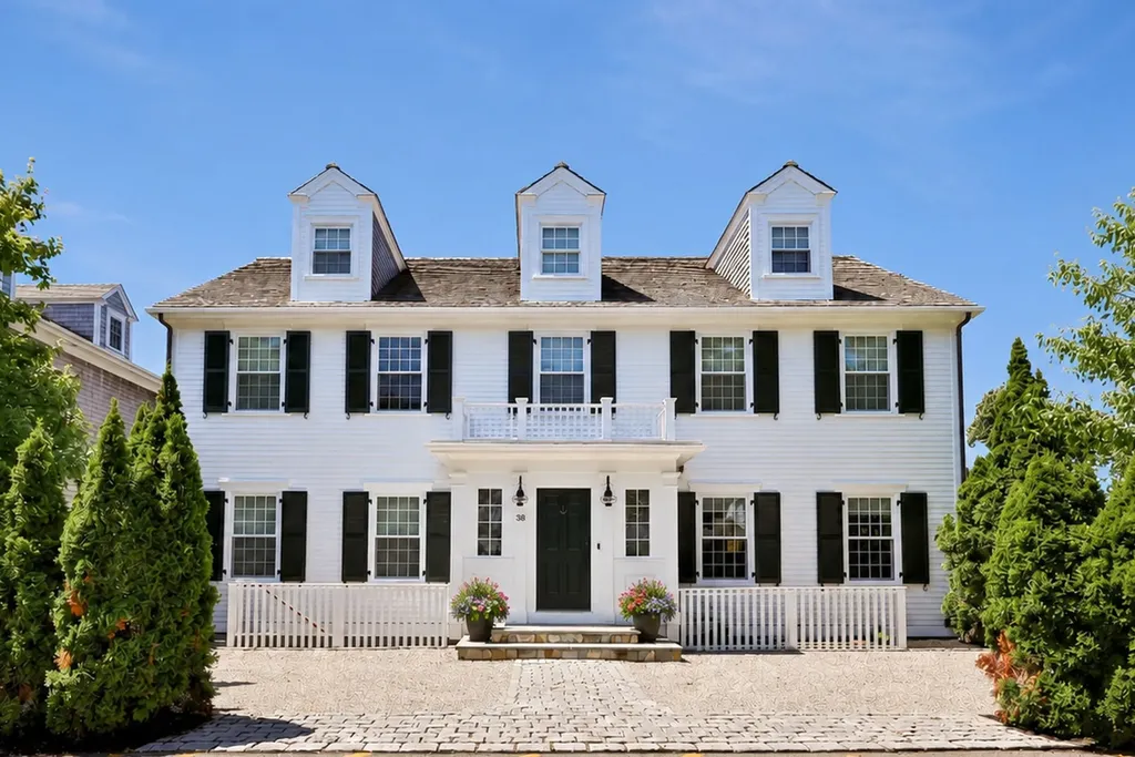 38 Simpsons Lane Edgartown MA 02539