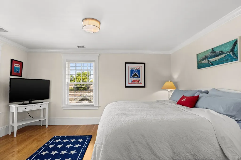 38 Simpsons Lane Edgartown MA 02539