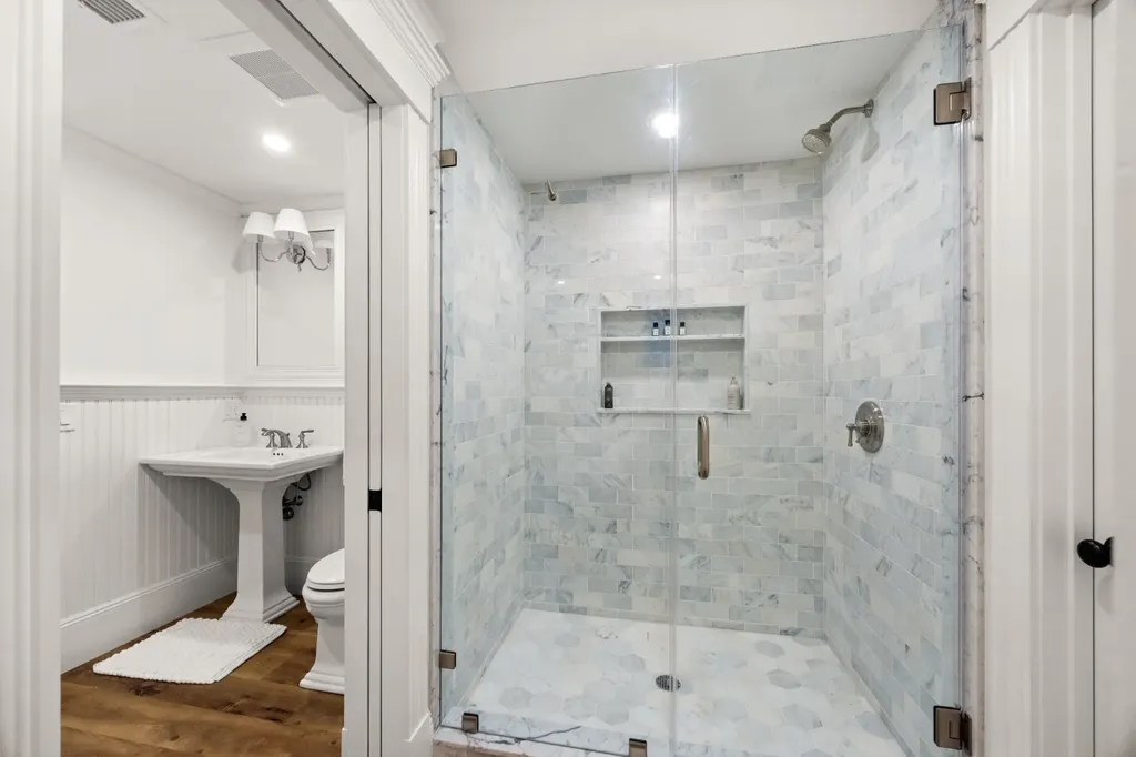 38 Simpsons Lane Edgartown MA 02539