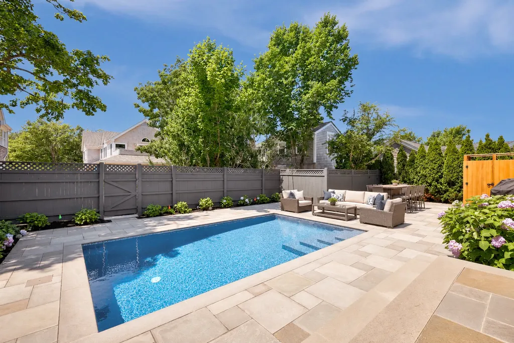 38 Simpsons Lane Edgartown MA 02539