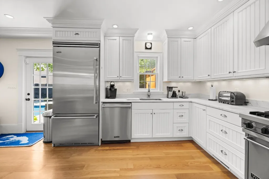 38 Simpsons Lane Edgartown MA 02539
