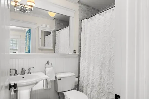38 Simpsons Lane Edgartown MA 02539