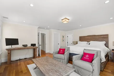 38 Simpsons Lane Edgartown MA 02539