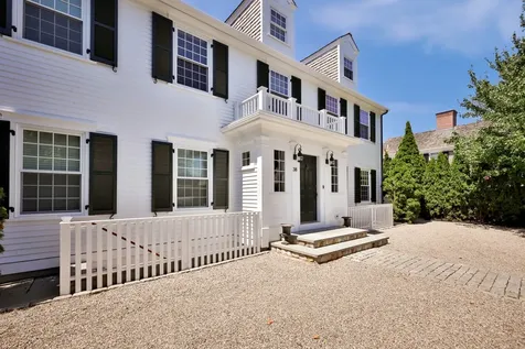 38 Simpsons Lane Edgartown MA 02539