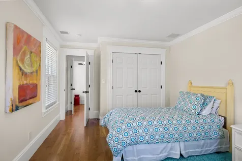 38 Simpsons Lane Edgartown MA 02539