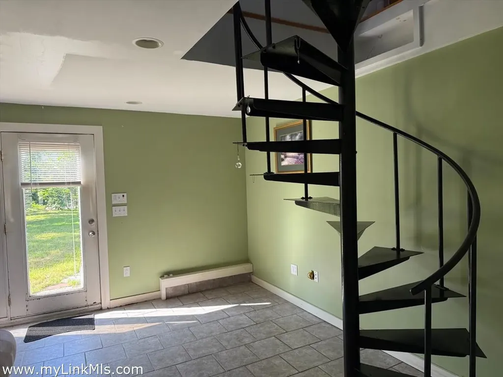 2 Farmers Road Edgartown MA 02539