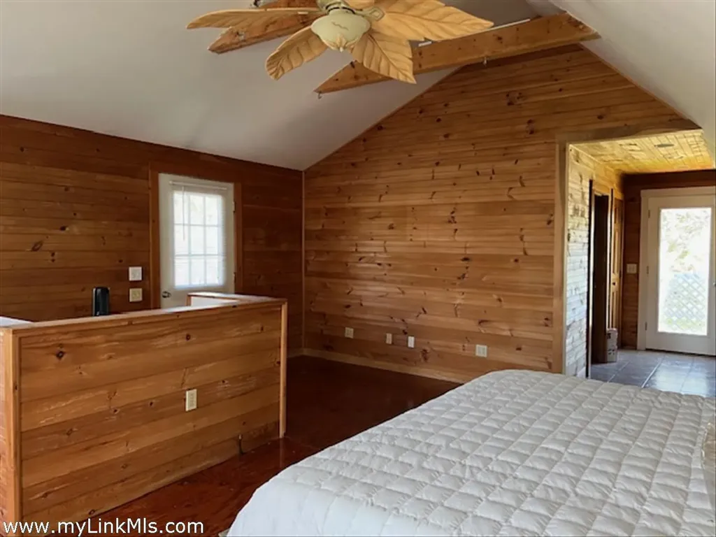 2 Farmers Road Edgartown MA 02539