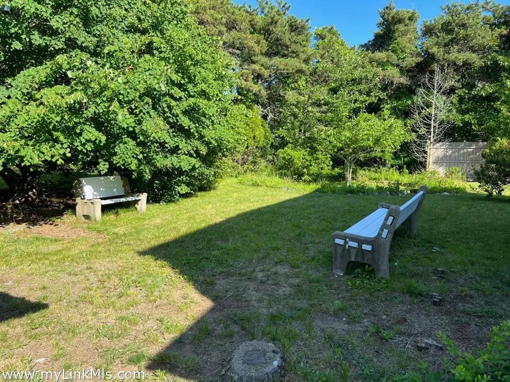 2 Farmers Road Edgartown MA 02539