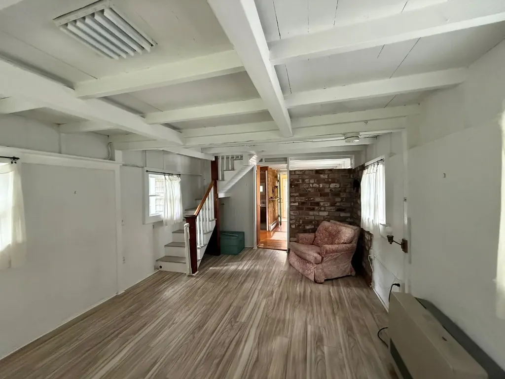 10 Forest Circle Oak Bluffs MA 02539
