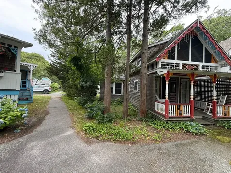 10 Forest Circle Oak Bluffs MA 02539