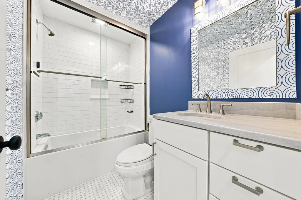 7 Meetinghouse Village Way Edgartown MA 02539