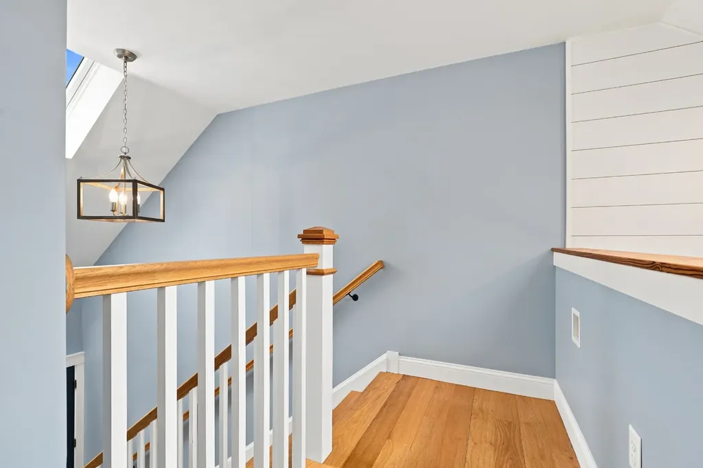 7 Meetinghouse Village Way Edgartown MA 02539