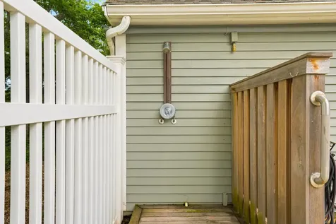 7 Meetinghouse Village Way Edgartown MA 02539