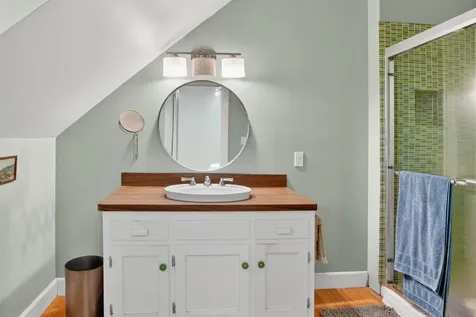 41 Cook Road Vineyard Haven MA 02568