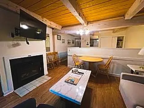21 Island Inn Road Oak Bluffs MA 02557