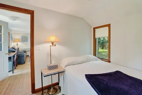 52 Summer Street Vineyard Haven MA 02568