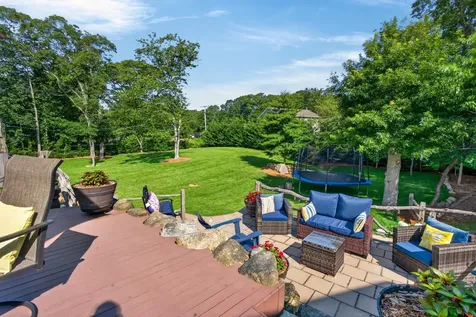 21 West Spring Street Vineyard Haven MA 02568
